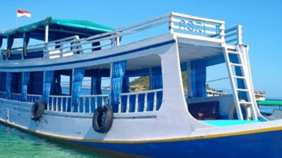 Paket Liburan Pulau Komodo One Day Trip Dengan Wooden Boat