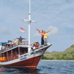 Paket Sailing Pulau Komodo 2h1m