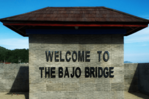 Welcome To Bajo Bridge Paket Wisata Private Trip Pulau Komodo