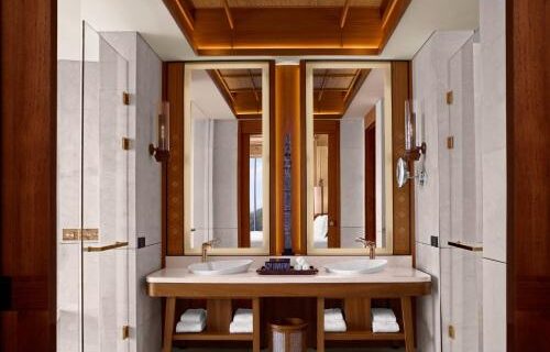 Floating Hotels in Labuan Bajo: A Unique Way to Experience the Beauty of Flores