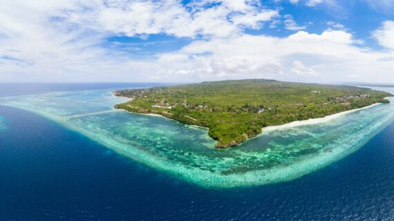 Wakatobi: From Diving Paradise to Cultural Destination with the Bajo Community