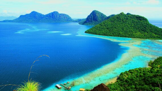 Pulau Rinca: Keindahan Alam dan Pengalaman Wisata yang Tak Terlupakan di Taman Nasional Komodo