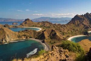 KawasanPerairandiTamanNasionalKomodoFotoGmapPaulinaMazijpg  Paket Wisata Private Trip Pulau Komodo