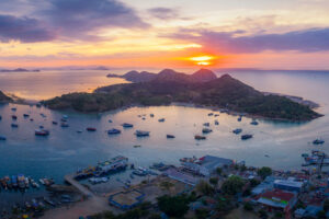 labuanbajokomodoindonesiajpg  Paket Wisata Private Trip Pulau Komodo