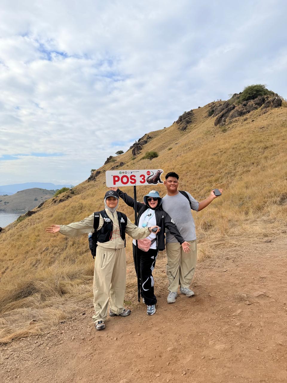 Pos 3 Pulau Padar