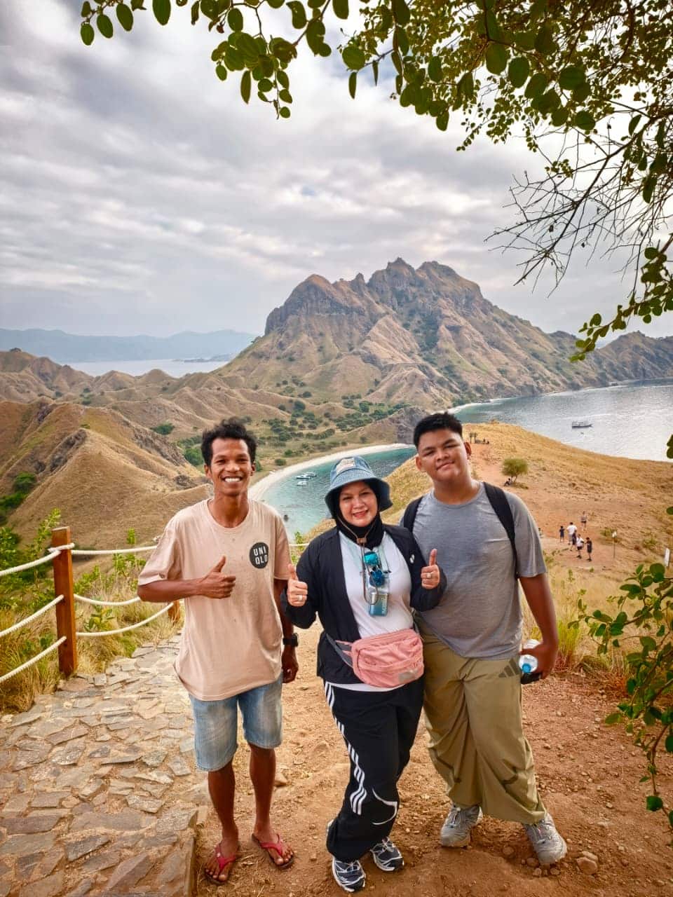 Tamu bersama Guide